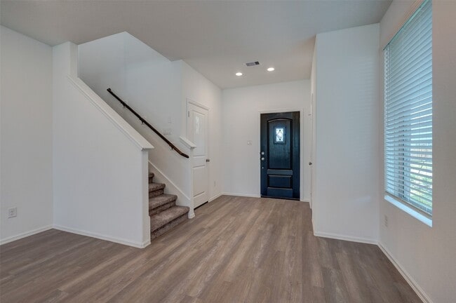 Building Photo - 25414 Katy Gate Ln