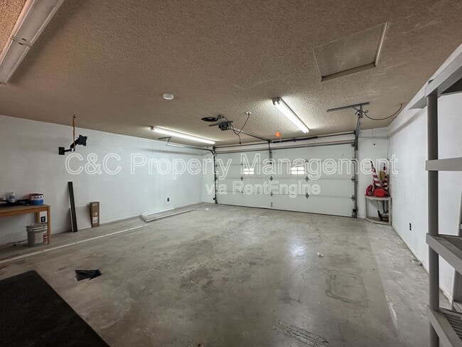 Building Photo - 14170 Montecito Pl