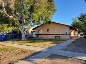 Building Photo - 2 Bedroom, 1 bath Apartment for Rent in Brawley