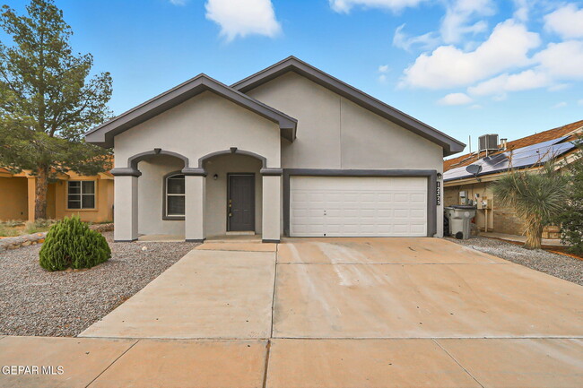 Primary Photo - 12325 Tierra Bella Dr