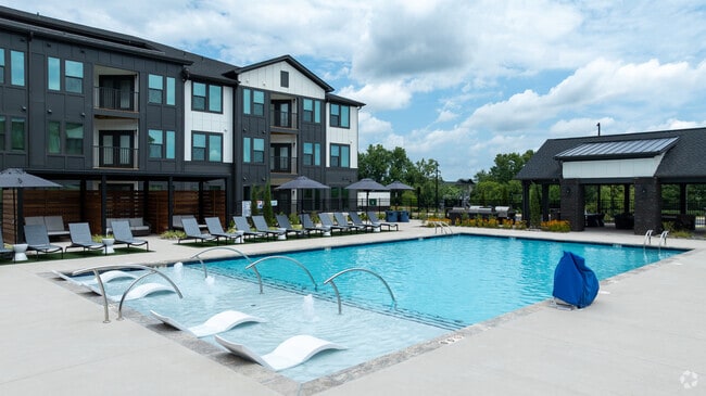 Building Photo - Evolve at Lake Norman