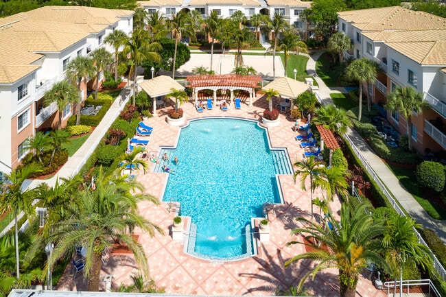 Building Photo - 9112 Myrtlewood Cir W