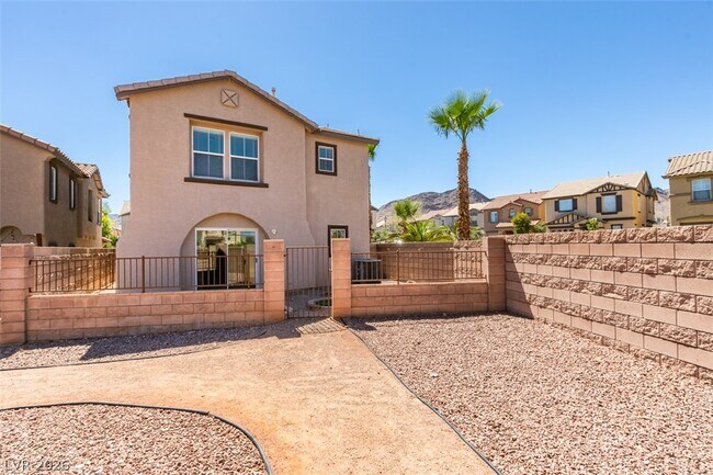 Building Photo - 1155 Paradise Garden Dr