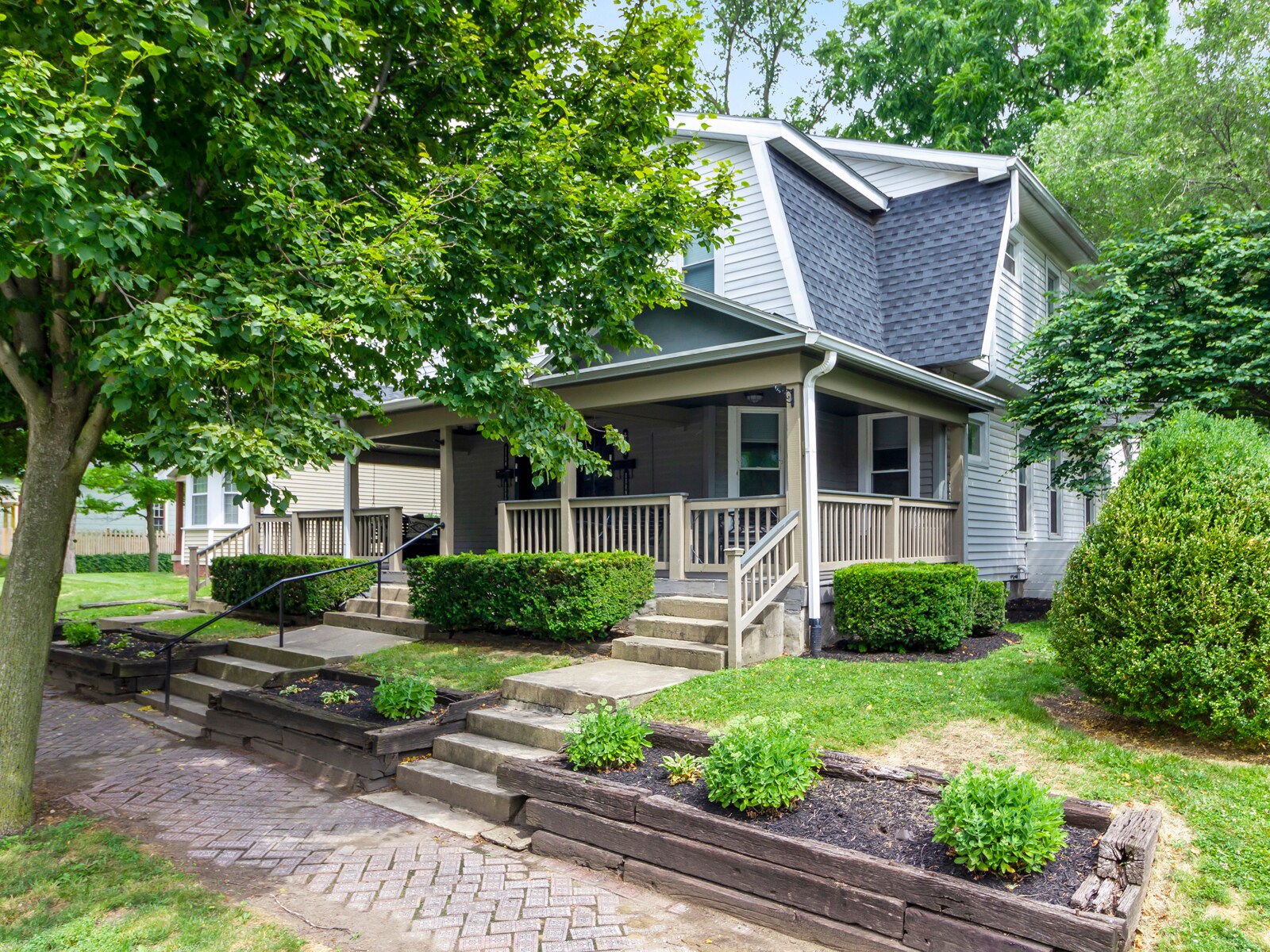 Building Photo - 1112 Clinton St