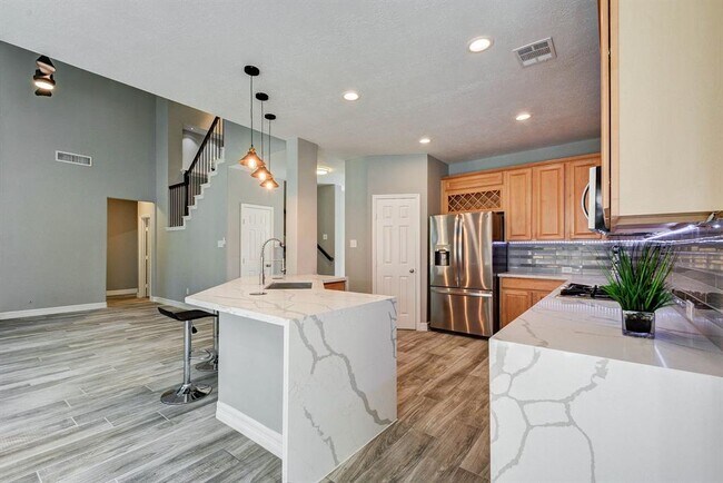 Building Photo - 182 N Millport Cir
