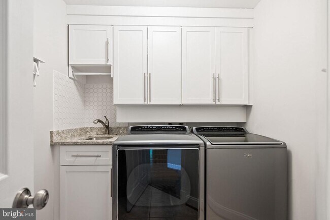 Building Photo - 4825 26th St N