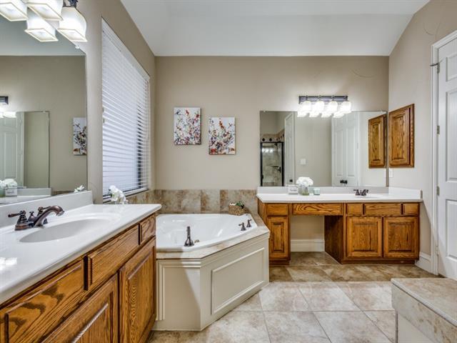 Building Photo - 832 Hidden Springs Ct