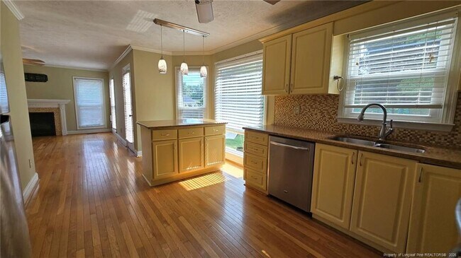 Building Photo - 4488 Penhurst Ct