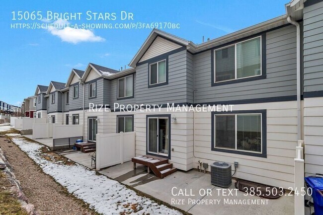 Building Photo - 15065 Bright Stars Dr