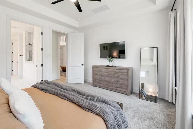 Building Photo - 1113 Wolf Hollow Dr