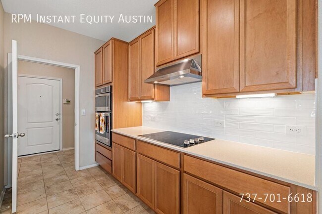 Building Photo - 6300 Carriage Pines Dr