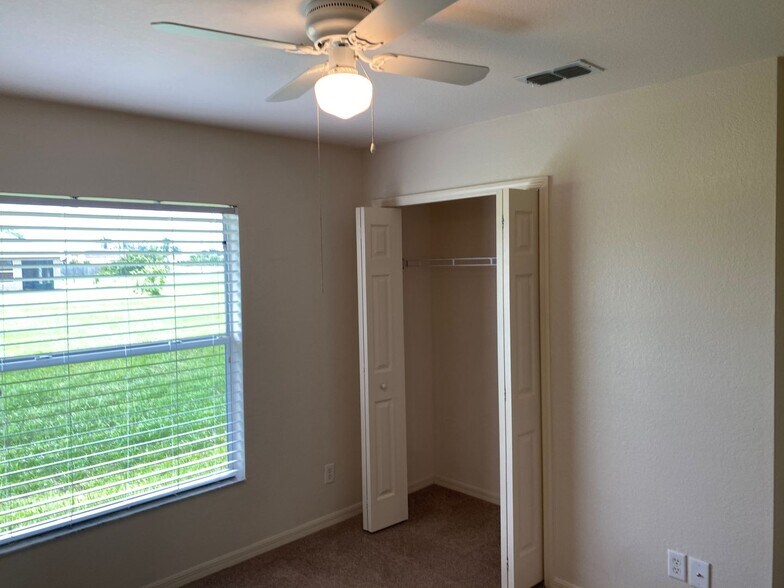 Building Photo - Coming soon  3 bedroom 2 bathroom single family home.