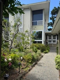 Building Photo - 21 Portofino Rd
