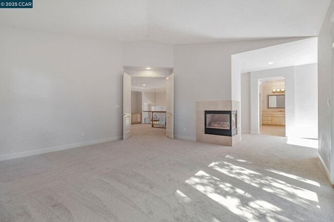 Building Photo - 1423 Homestead Ave