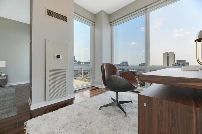 Building Photo - 757 N Orleans St