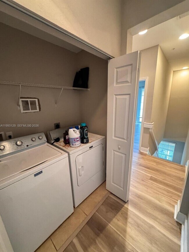 Building Photo - 11980 SW 29th St