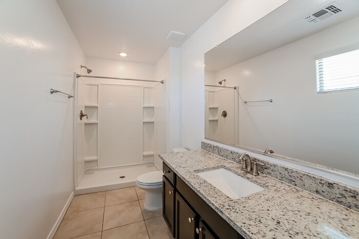 Building Photo - 8126 W Agora Ln