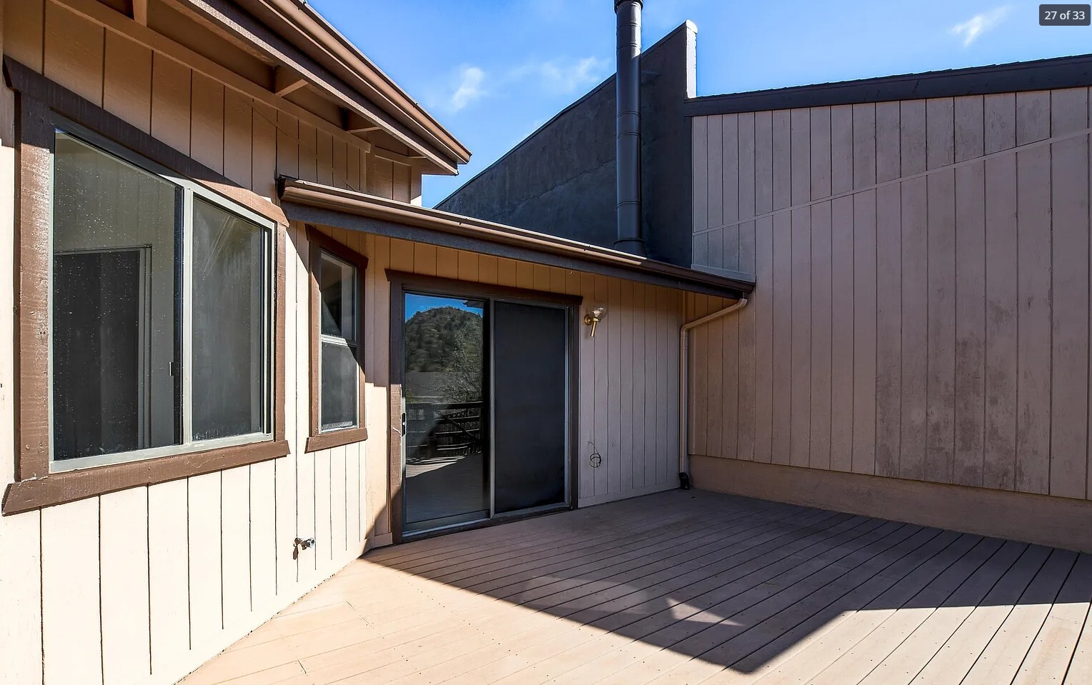 Building Photo - 4944 Summit Cir