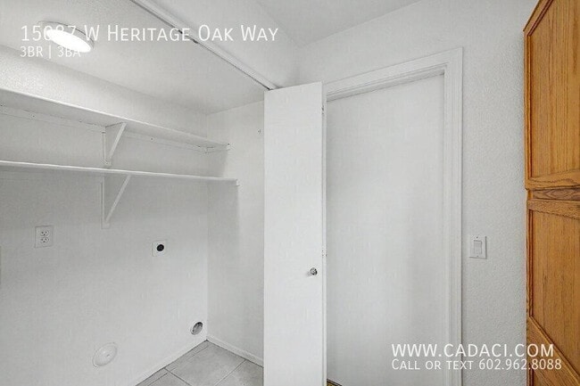 Building Photo - 15087 W Heritage Oak Way