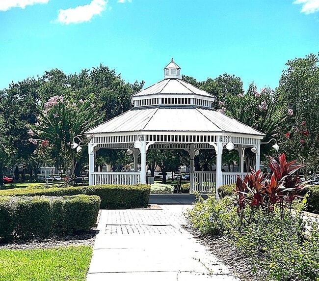 Building Photo - 3318 Greenwich Village Blvd