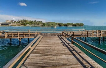 Building Photo - 4770 Brittany Dr S