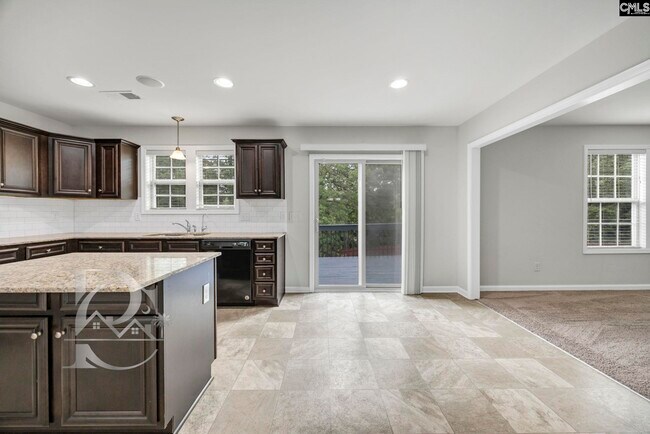Building Photo - 629 Kimpton Dr