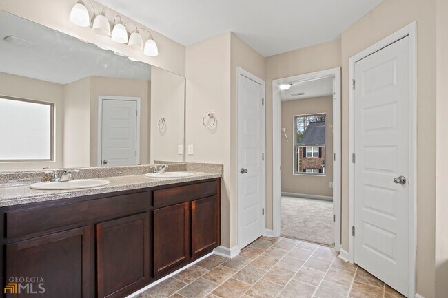 Building Photo - 85 Mary Jane Ln