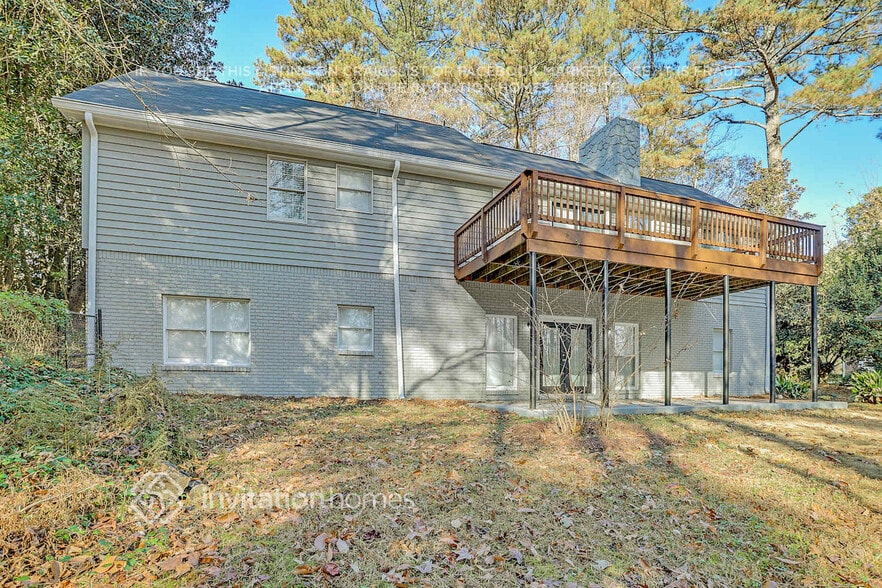 Building Photo - 3800 Sherbrook Ct SW