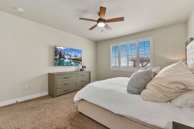 Building Photo - 1061 Mount Columbia Dr