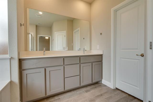 Building Photo - 509 Hogan Dr