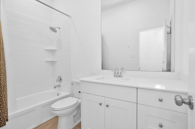 Building Photo - 15619 Rising Wren Ct