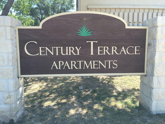 Building Photo - Century Terrace