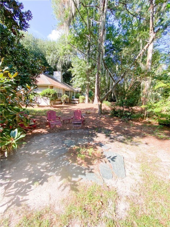 Building Photo - 1 Lantern Ln
