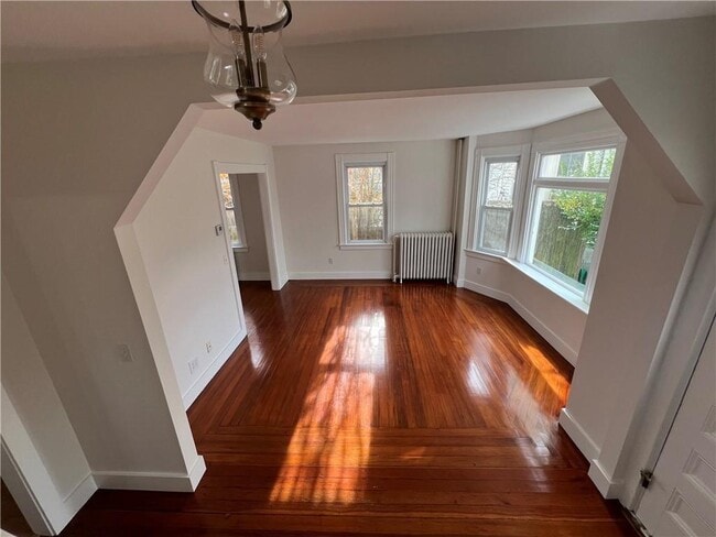 Building Photo - 109 1/2 Second St