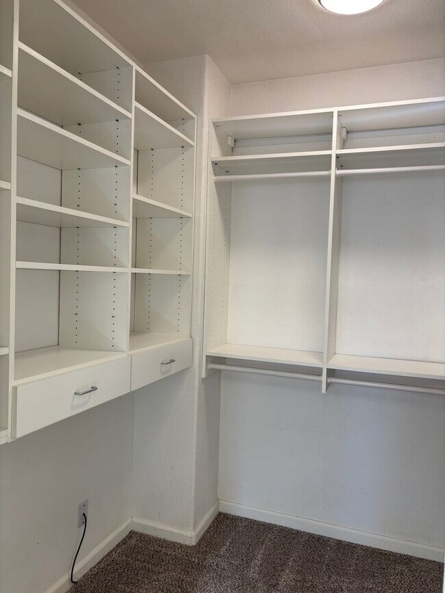 Building Photo - Northwest Reno Home