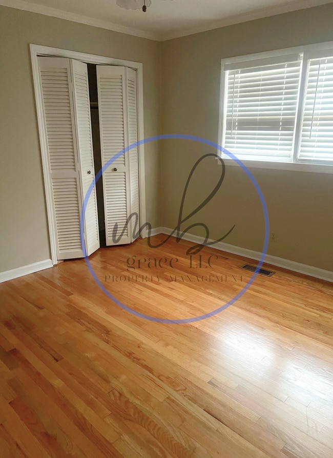 Building Photo - 5705 Creighton St