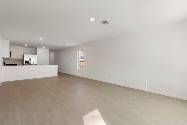 Building Photo - 490 Southern Magnolia Wy