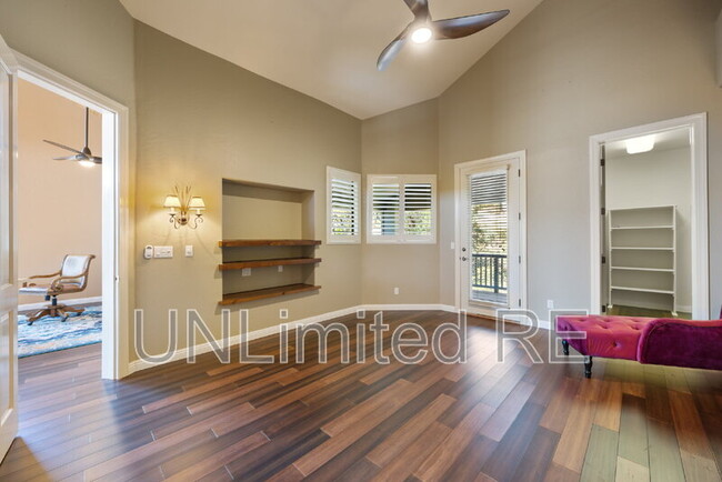 Building Photo - 674 Crosscreek Dr