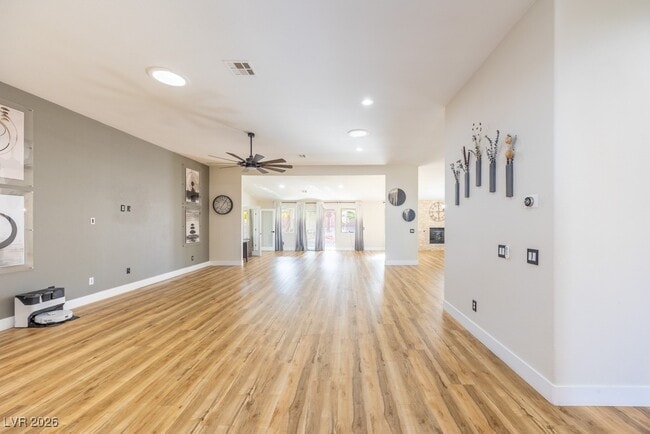 Building Photo - 8217 Cabin Springs Ave