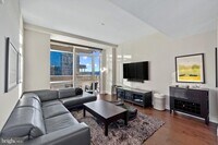 Building Photo - 1330 Lancaster St