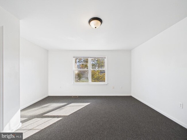 Building Photo - 3951 Aspen St