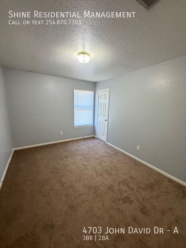 Building Photo - 4703 John David Dr