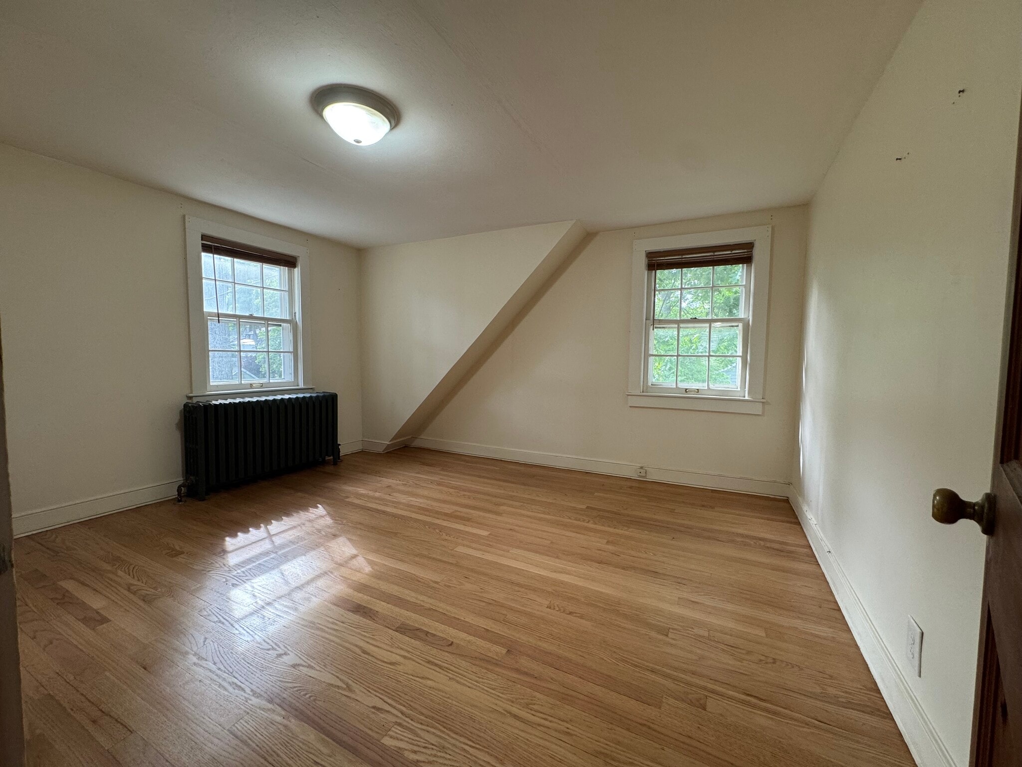 Upstairs bedroom at rear of house - 39 Lake Dr