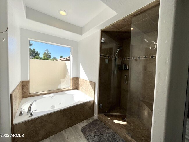 Building Photo - 8601 E Irish Hunter Trail