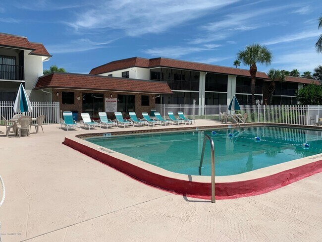 Building Photo - 200 St Lucie Ln