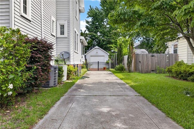 Building Photo - Charming 4-Bedroom Home in the Heart of Colonial Place