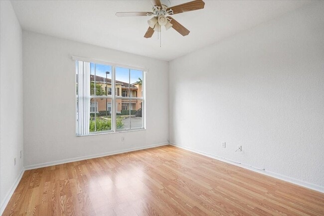 Building Photo - 3561 Forest Hill Blvd