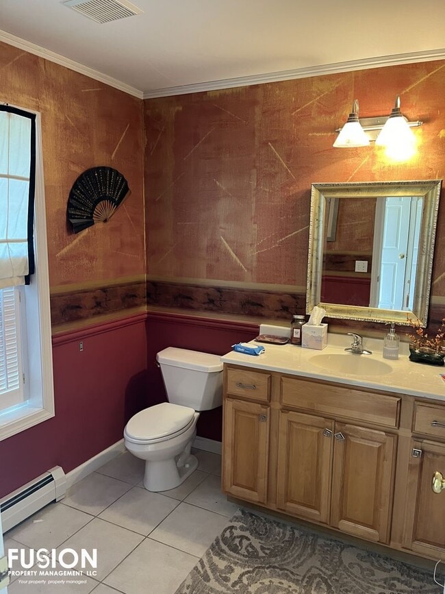 Building Photo - Beautiful 3-bedroom Condo in Essex Junction with Garage!