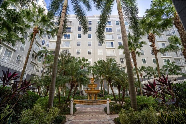 Building Photo - 700 S Harbour Island Blvd