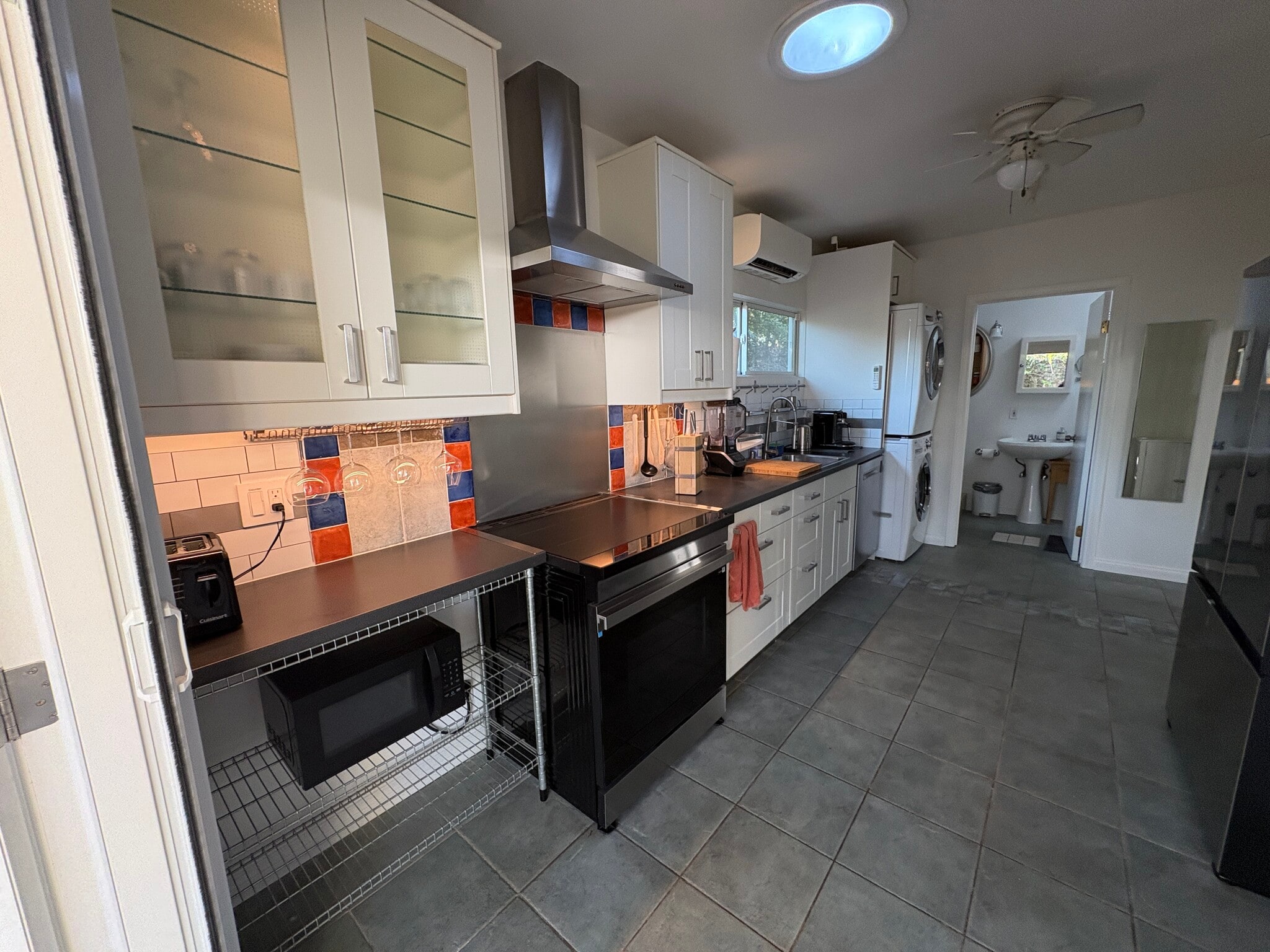 Building Photo - 3139 Veteran Ave